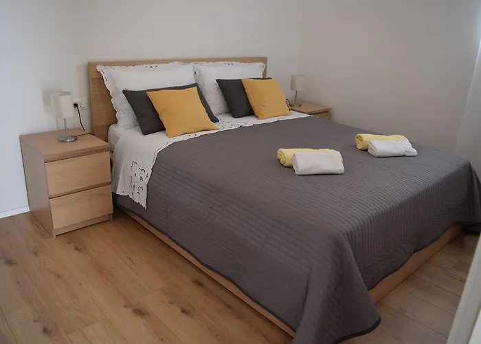 Eta Апартаменты Црес